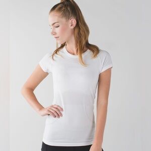 lululemon swiftly tech short sleeve tee (color: white, size: 2)